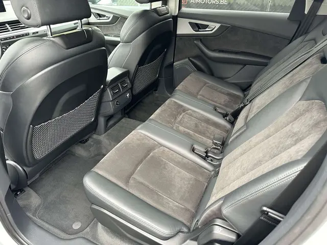 Audi Q7 | 50TDi | S-Line | 20" | NAVI | LED | CAMERA 2019 Diesel 12