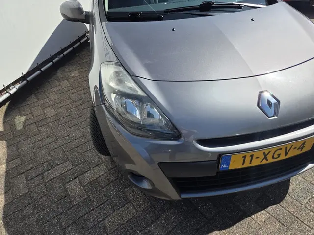 Renault Clio 1.2 Authentique 2012 Benzine 31