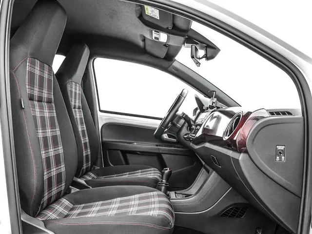 Volkswagen up! 1.0 TSI 115pk GTI 2022 Benzine 10