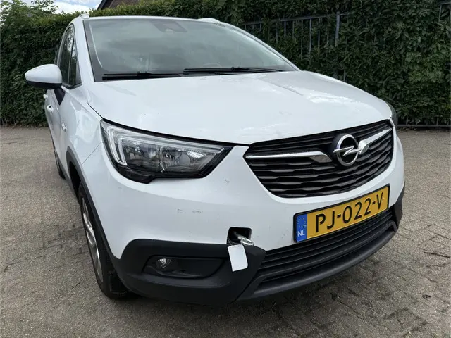 Opel Crossland X 1.2T (MOTOR KAPOT) 2017 Benzine 2