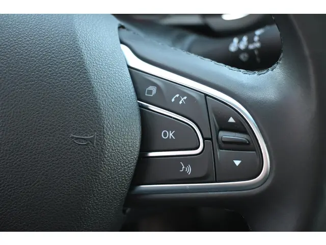 Renault Scénic TCe 140 Intens 2022 Benzine 19