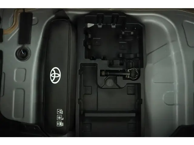 Toyota Aygo X 1.0 VVT-i S-CVT Envy 2024 Benzine 33