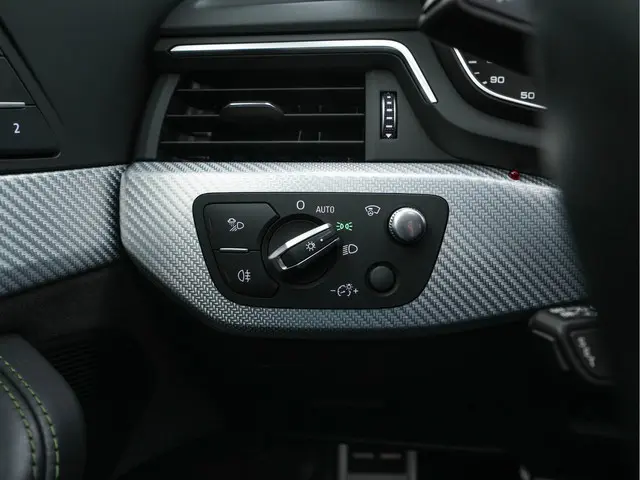 Audi RS4 2.9 TFSI quattro 2018 Benzine 24