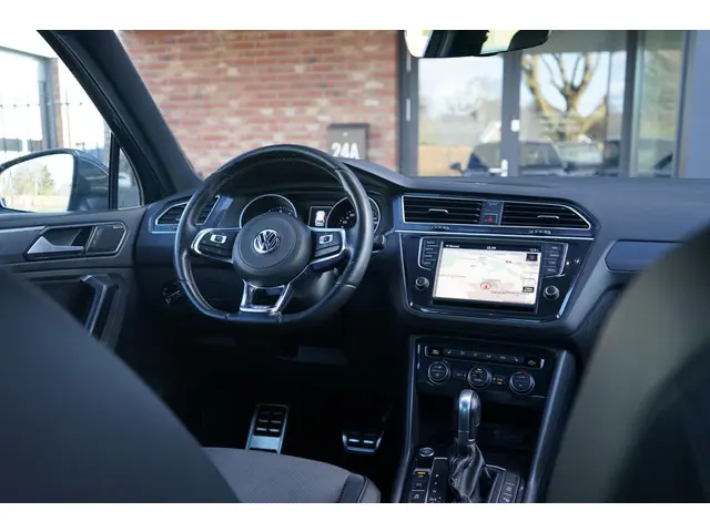 Volkswagen Tiguan 2.0 TSI 4Motion 2017 Benzine 4