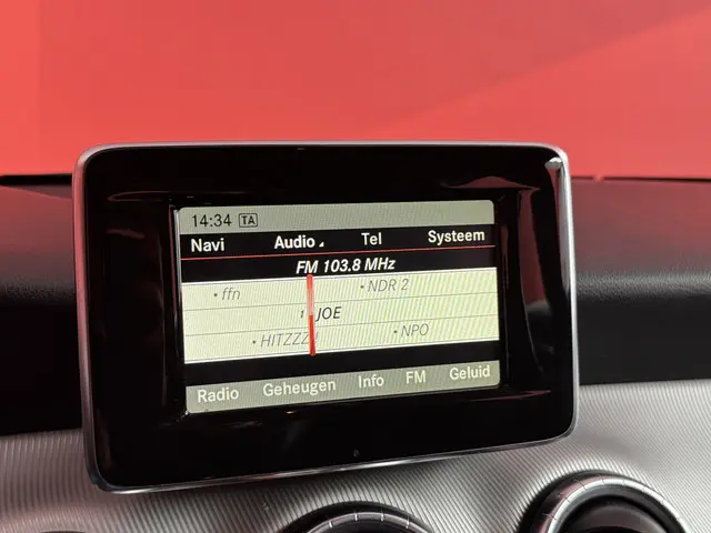 Mercedes-Benz CLA 180 CDI Ambition 2014 Diesel 34