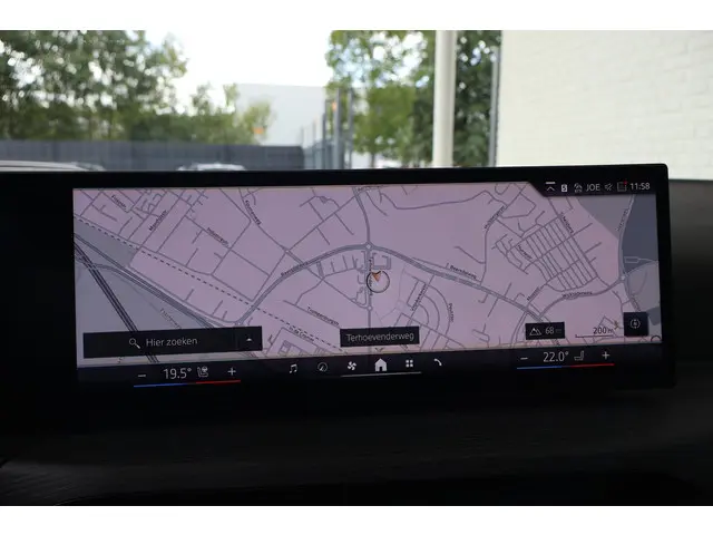 BMW 3 Serie Touring 330e xDrive 2025 Hybride Benzine 18