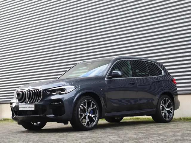 BMW X5 xDrive45e 2021 Hybride Benzine 43