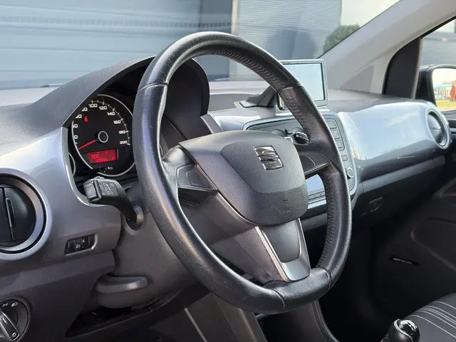 SEAT Mii 1.0 Sport Connect 2016 Benzine 7