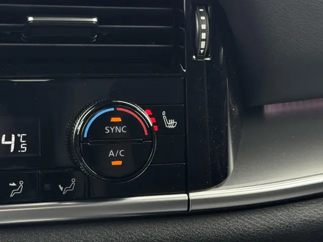 Nissan QASHQAI 1.3 MHEV N-Connecta 2025 Benzine 21