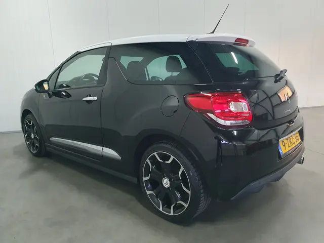 Citroën DS3 1.2 VTi So Chic 2014 Benzine 18