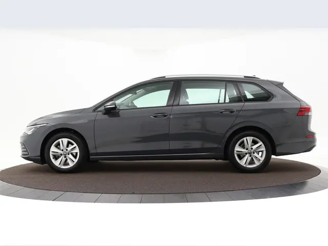 Volkswagen Golf Variant 1.0 Tsi 110pk Life 2023 Benzine 23