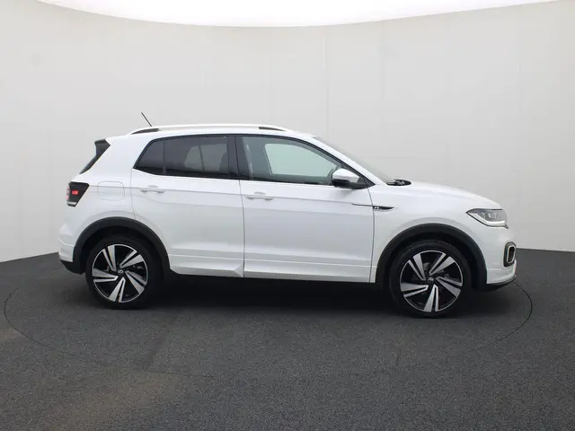 Volkswagen T-Cross 3