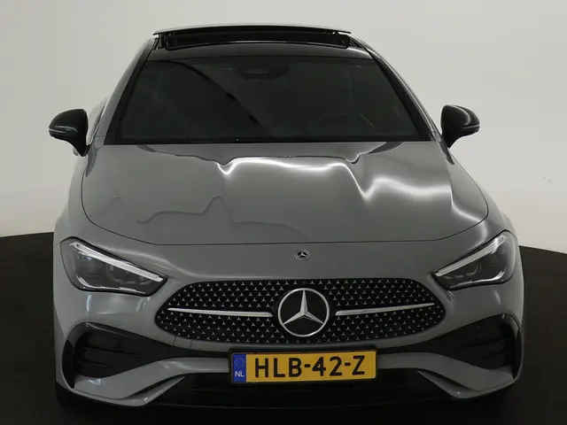 Mercedes-Benz CLE Coupé 200 AMG 2024 Hybride Benzine 29
