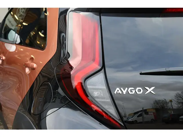 Toyota Aygo X Hybrid 115 pulse 2025 Hybride Benzine 6