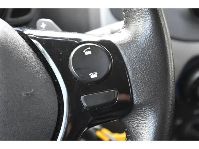 Peugeot 108 1.0 VTi Active Automaat 2015 Benzine 8