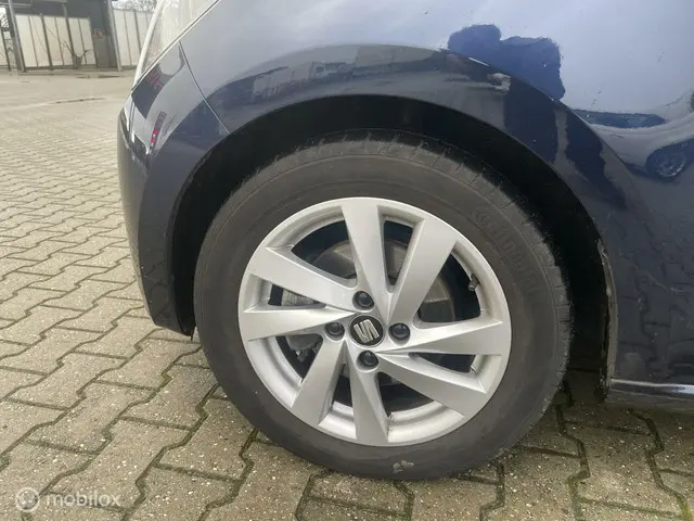 SEAT Mii 1.0 Mii by Mango 2015 Benzine 6