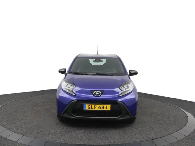 Toyota Aygo X 1.0 VVT-i MT Play 2024 Benzine