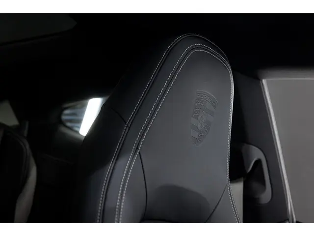 Porsche 911 992 3.0 Carrera 4S 2021 Benzine 32