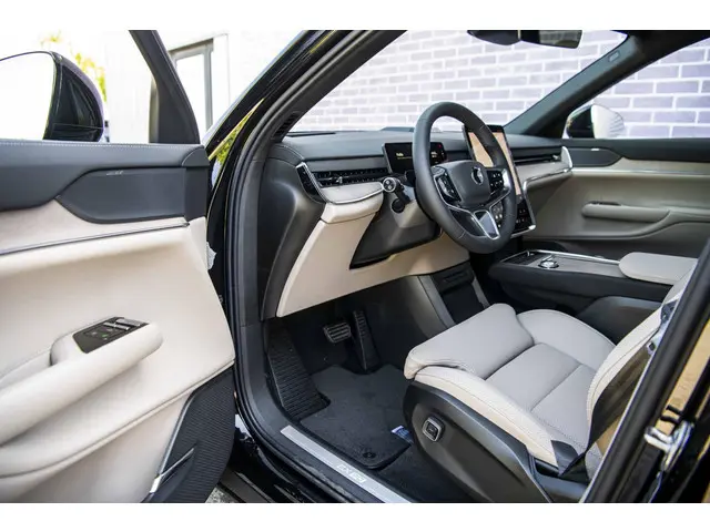 Volvo EX90 Twin Motor Ultra 7p. 111 kWh 2025 Elektrisch 16