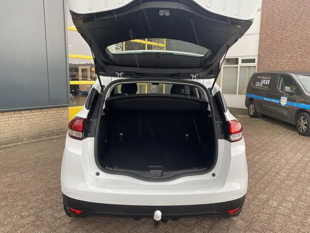 Renault Scénic 1.3 TCe Limited 2019 Benzine 6