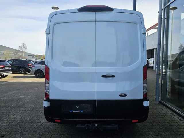 Ford Transit 350 2.0 TDCI L2H2 Trend 2023 Diesel 4