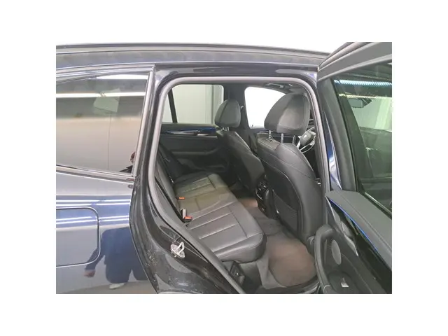 BMW iX3 High Executive 80 kWh 2021 Elektrisch 8