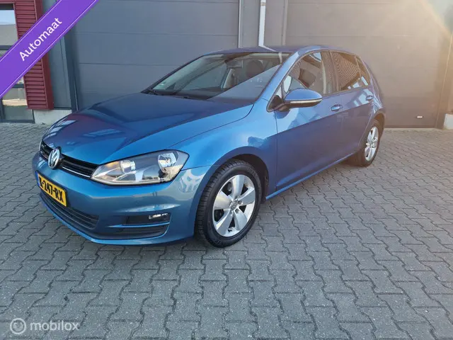 Volkswagen Golf 2