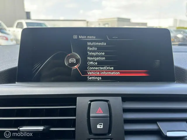 BMW 2 Serie Coupé 218i 2015 Benzine 19