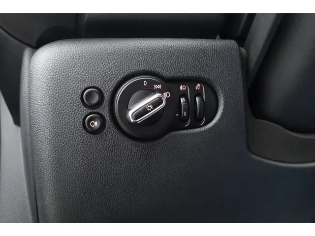 MINI Cooper Cabrio Mini 1.5 - JCW Pakket 2016 Benzine 9