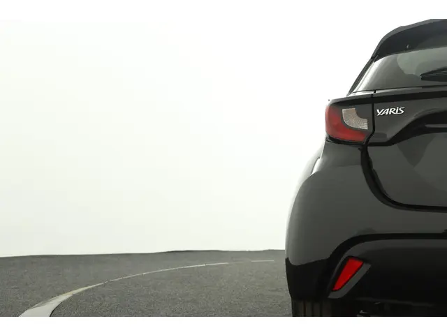 Toyota Yaris 1.5 Hybrid Active 2020 Hybride Benzine 39