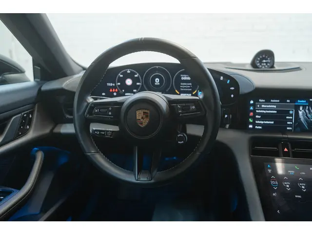 Porsche Taycan 4S Performance 84 kWh 2020 Elektrisch 23