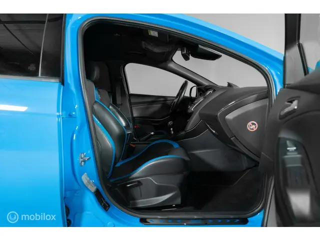 Ford Focus 2.3 RS 350PK RECARO|CAMERA|XENON| 2015 Benzine 24
