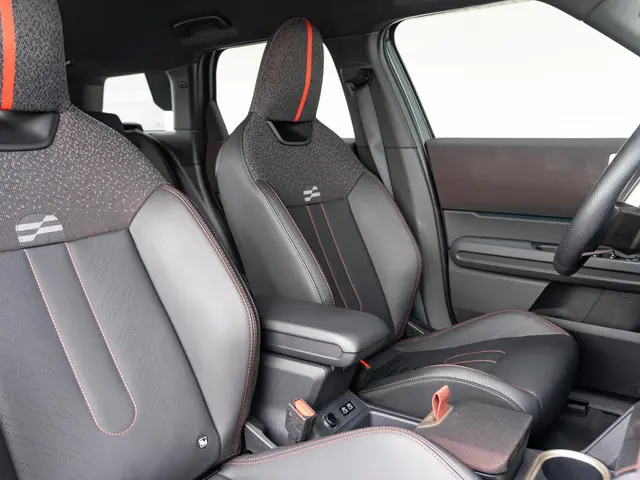 MINI Countryman E John Cooper Works 2024 Elektrisch 10