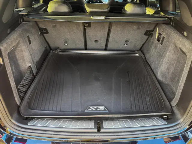 BMW X3 xDrive20i High Executive 2018 Benzine 29