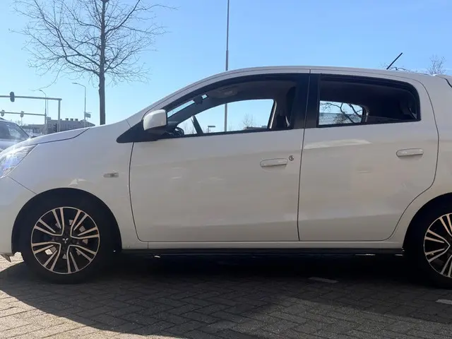 Mitsubishi Space Star 1.2 Instyle 2017 Benzine 2