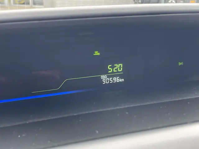 Toyota Prius + 1.8 Comfort 2017 Hybride Benzine 24