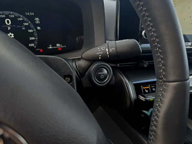 Toyota C-HR 1.8 Hybrid 140 Dynamic 2025 Hybride Benzine 36