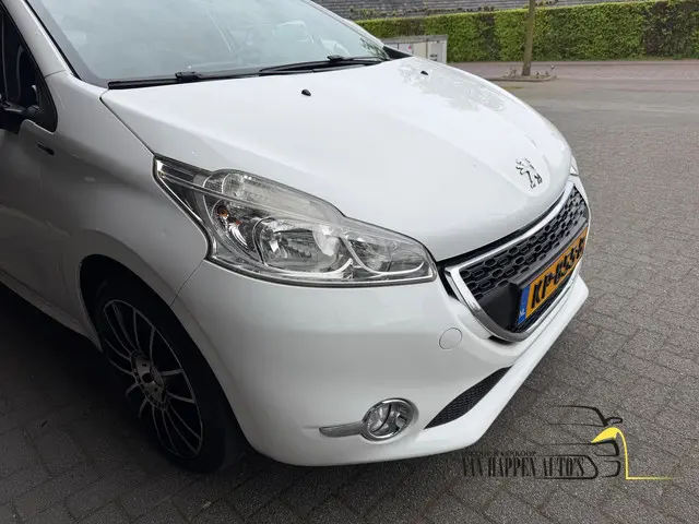 Peugeot 208 1.2 VTi Allure 2014 Benzine 4