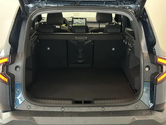 Dacia Bigster 1.8 Hybrid 155 Journey 2025 Hybride Benzine 7