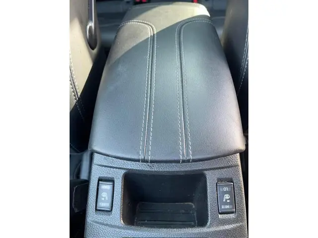 Nissan QASHQAI 1.3 DIG-T Tekna + 74.000KM! 2019 Benzine 6