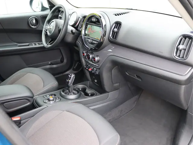 MINI Countryman 1.5 Cooper 2019 Benzine 20