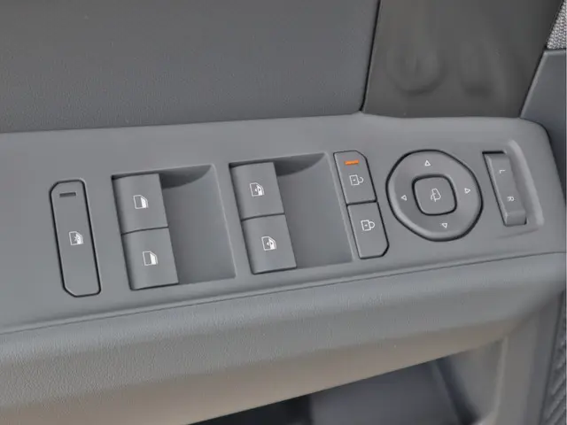 Kia EV3 Plus 81.4 kWh Snel leverbaar! 2025 Elektrisch 14