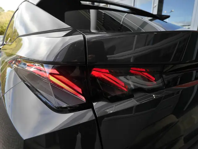 Peugeot 3008 1.2 Hybrid 136 GT 2024 Hybride Benzine 41