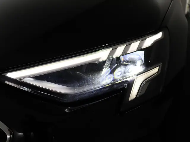 Audi A3 Limousine 35 TFSI S edition 2021 Benzine 11