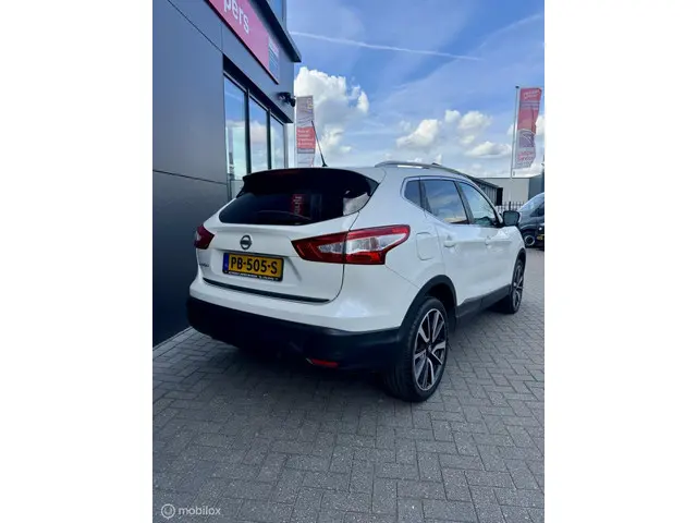 Nissan QASHQAI 1.2 Tekna 360/PANO/Nap 2017 Benzine 6