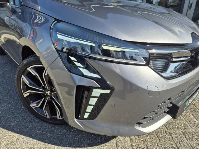 Mitsubishi Colt 1.6 HEV Instyle 2024 Hybride Benzine 27