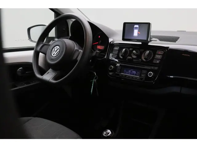 Volkswagen up! 1.0 move up! BlueMotion 2016 Benzine 17