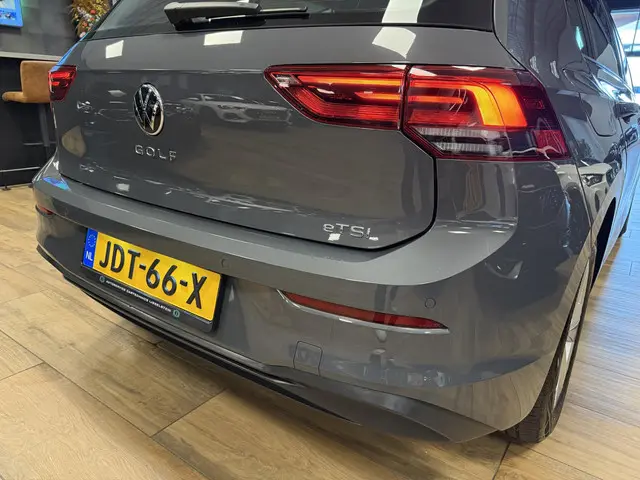 Volkswagen Golf 1.0 eTSI Life Business 2024 Benzine 10