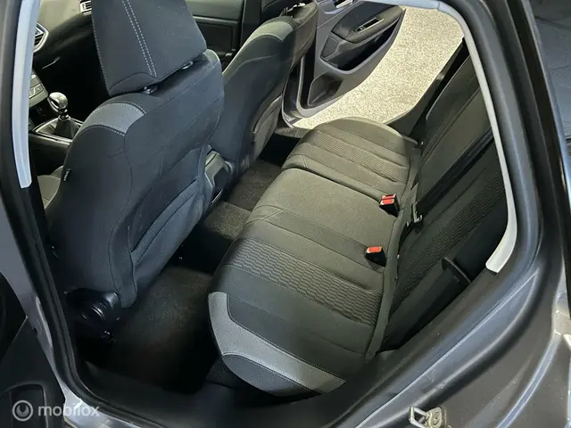 Peugeot 308 SW 1.2 PureTech Style 2016 Benzine 10