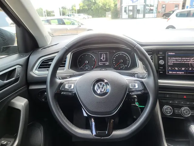 Volkswagen T-Roc 1.5 TSI Style Business 2020 Benzine 15